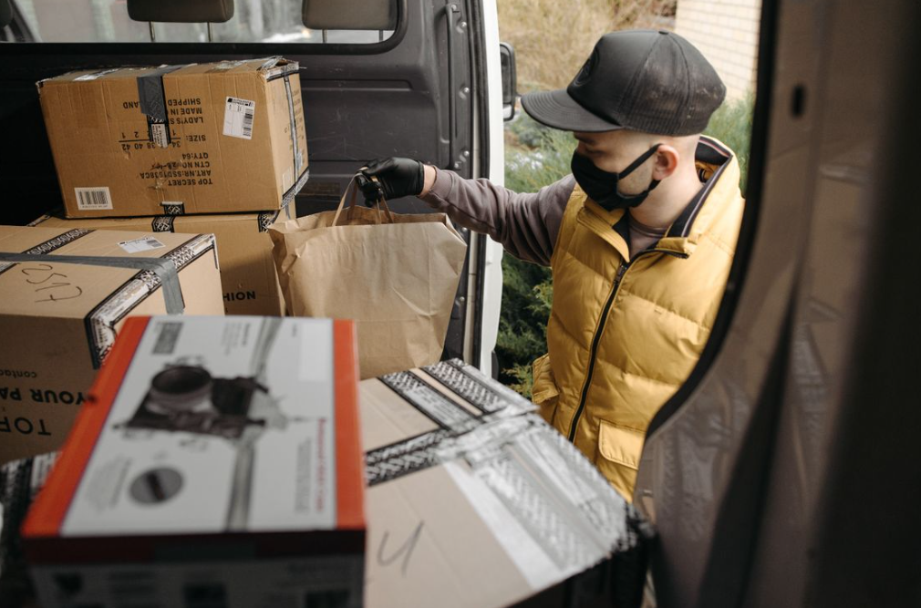 FedEx International Economy Shipping